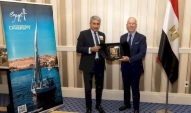 وزير السياحة يبحث مع الرئيس التنفيذي للاتحاد تعزيز أوجه التعاون لزيادة التدفقات السياحية