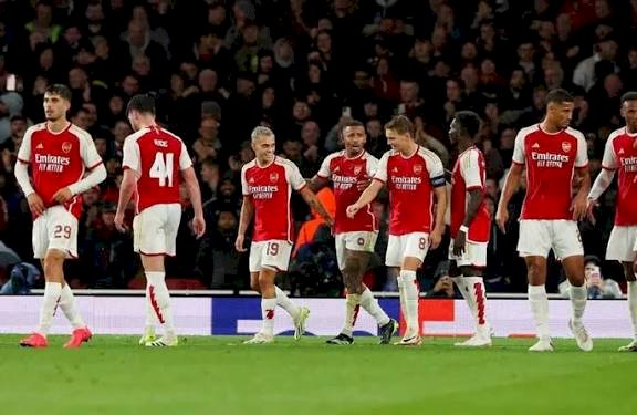 موعد مباراة آرسنال أمام برينتفورد في الدوري الإنجليزي   