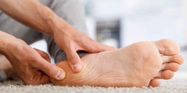 الأسباب الخفية وراء التهاب اللفافة الحمضية