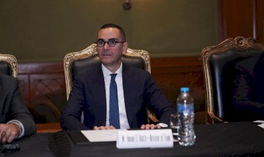 وزير الاستثمار يشارك في مائدة مستديرة مع ممثلي شركات صناعة الدينيم والنسيج التركية لتعزيز فرص الاستثمار