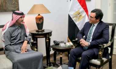 وزير الثقافة يلتقي سفير قطر بالقاهرة لتعزيز التعاون الثقافي وبحث استعدادات العام الثقافي المصري القطري