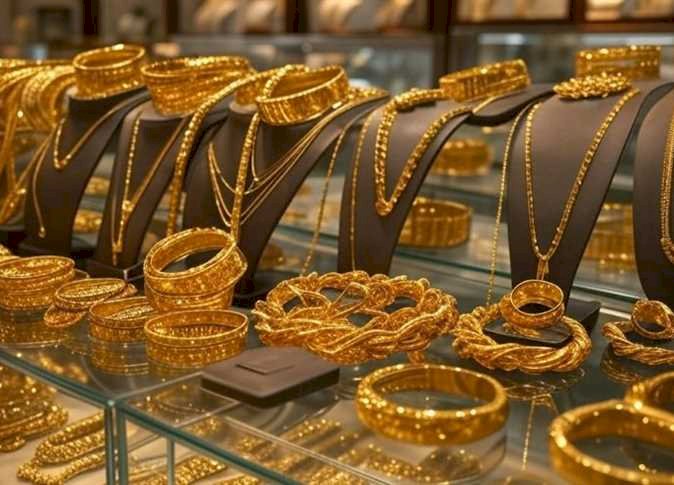 تراجع أسعار الذهب في مصر عصر الجمعة.. عيار 21 عند 5900 جنيه
