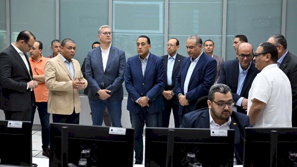 مدبولي يفتتح مشروع "كامستون" للصناعات المتطورة بمنطقة السخنة الصناعية باستثمارات 8 ملايين دولار