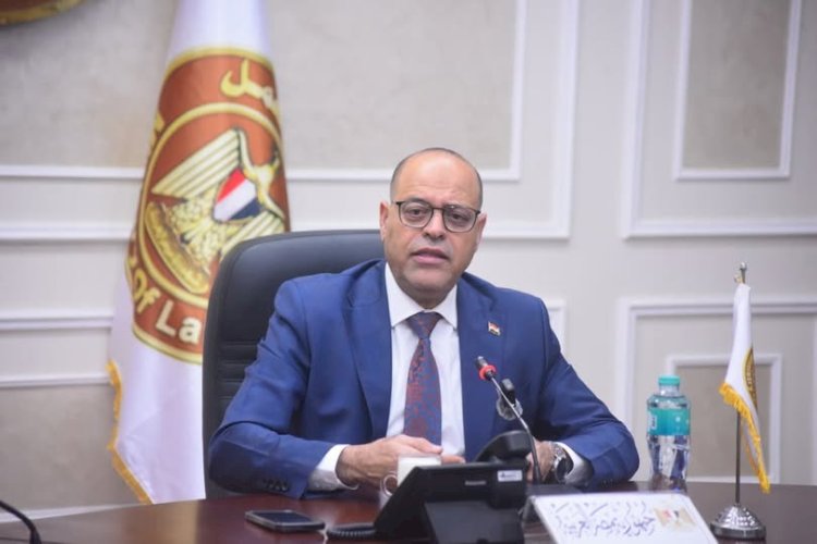 وزارة العمل: التفتيش على 1011 منشأة وإعادة التفتيش على 481 أخرى خلال أسبوع واحد