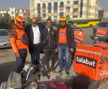 وزير العمل يتابع ميدانيًا بمحافظة القاهرة تنفيذ الحملة الوطنية "سلامتك تهمنا" لحماية عمال توصيل الطلبات