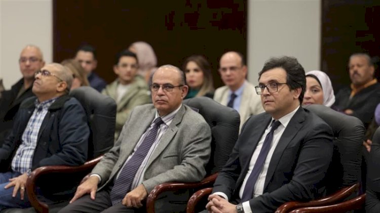 وزير الثقافة يشهد الندوة التثقيفية لمناقشة كتابي «شاهد على الحرب والسلام» و«شهادتي»