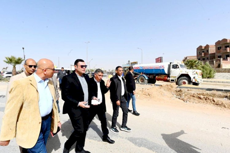 وزير الإسكان يتفقد أعمال تطوير ورفع كفاءة الطرق بعدد من المناطق الحيوية بمدينة حدائق أكتوبر