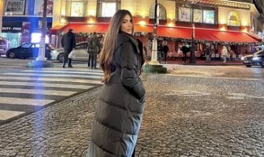 سارة سلامة تتألق بإطلالة شتوية أنيقة في باريس