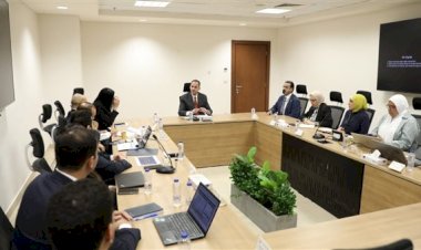 نائب وزير الصحة يبحث مع «صندوق مصر السيادي» آليات التعاون في تطوير الرعاية الصحية