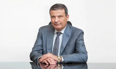 وزير الزراعة يجتمع مع قيادات الوزارة لمناقشة خطط عمل المرحلة المقبلة