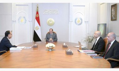 الرئيس السيسي يجتمع مع رئيس الوزراء ووزير التربية والتعليم