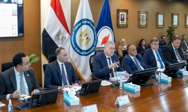 وزير البترول يعتمد الموازنة الاستثمارية للشركة العامة للبترول للعام المالي 2026–2027