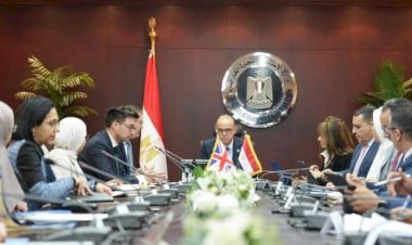 وزير الاستثمار يستقبل السفير البريطاني بالقاهرة لبحث تعزيز الشراكة الاقتصادية والاستثمارية