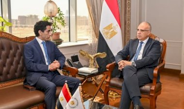 وزير الري يلتقي المدير التنفيذي للشبكة الإسلامية لتنمية وإدارة مصادر المياه التابعة لمنظمة التعاون الإسلامي