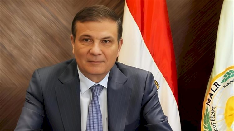 وزير الزراعة يبحث آليات تحويل التعاونيات الزراعية إلى كيانات اقتصادية ناجحة بالاستفادة من الخبرات والتجارب الألمانية