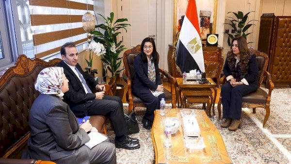 وزيرة التنمية المحلية تبحث مع الممثلة المقيمة لبرنامج الأمم المتحدة الإنمائي ملفات التعاون المشتركة