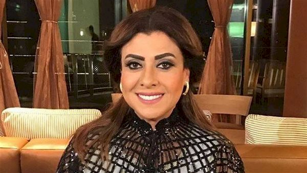 الدنيا مش مستاهلة مشاحنات .. نشوى مصطفى تدعم هند صبري بكلمات مؤثرة