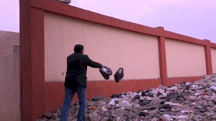 النقل تناشد المواطنين المشاركة معها في التوعية من مخاطر  القاء المخلفات والقمامة على شريط السكك الحديدية او في حرم السكة الحديد