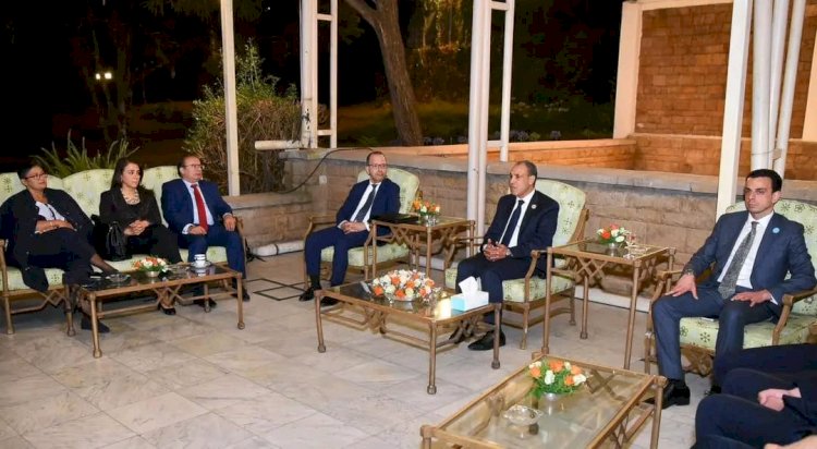 وزير الخارجية يلتقي أبناء الجالية المصرية في أديس أبابا