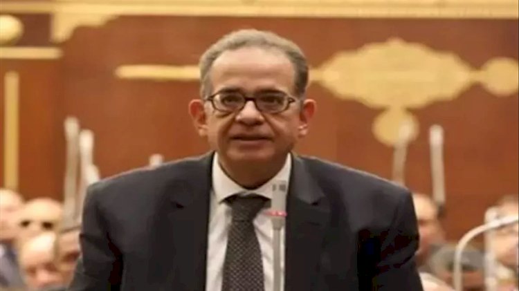 طارق عبد العزيز: نحتاج زيادة مخصصات العلاج على نفقة الدولة.. وأين أجهزة الإشعاع وأطباء الأورام