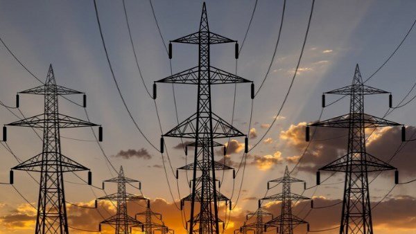 فصل الكهرباء عن قريتى منشية الجرايدة والكراكات بكفر الشيخ لأعمال الصيانة.. اليوم