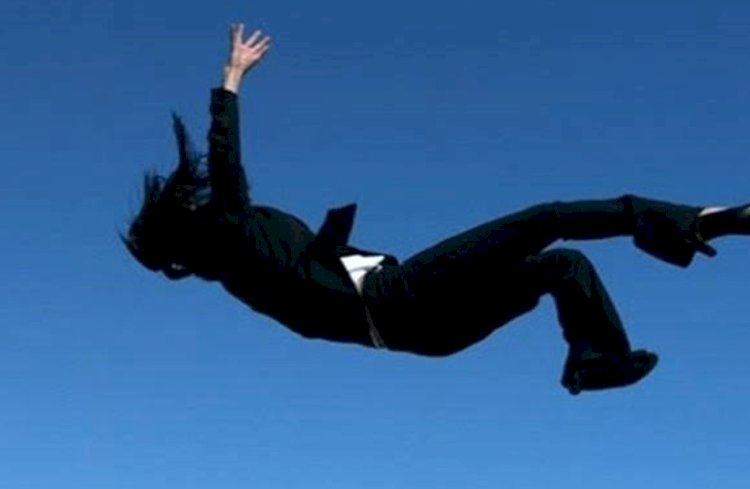 وفاة سيدة عقب سقوطها من الطابق الرابع بعمارة سكنية إثر اختلال توازنها بطنطا