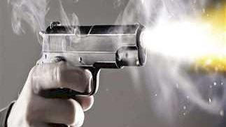 أصيب شاب بطلق نارى فى ظروف غامضة بقرية فاو قبلى التابعة لمركز دشنا شمال قنا.