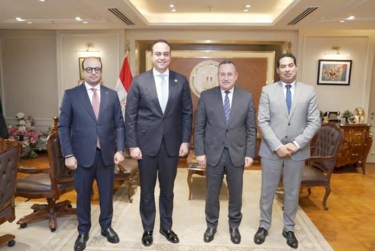 وزير التعليم العالي يستقبل رئيس هيئة الرعاية الصحية لبحث تعزيز التكامل