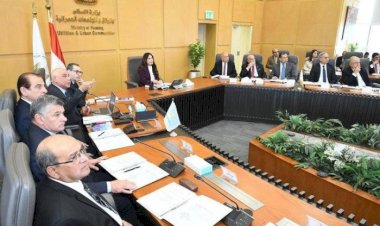 وزيرة الإسكان تترأس الاجتماع الثاني لمجلس إدارة الجهاز القومي لتنظيم الإعلانات على الطرق العامة