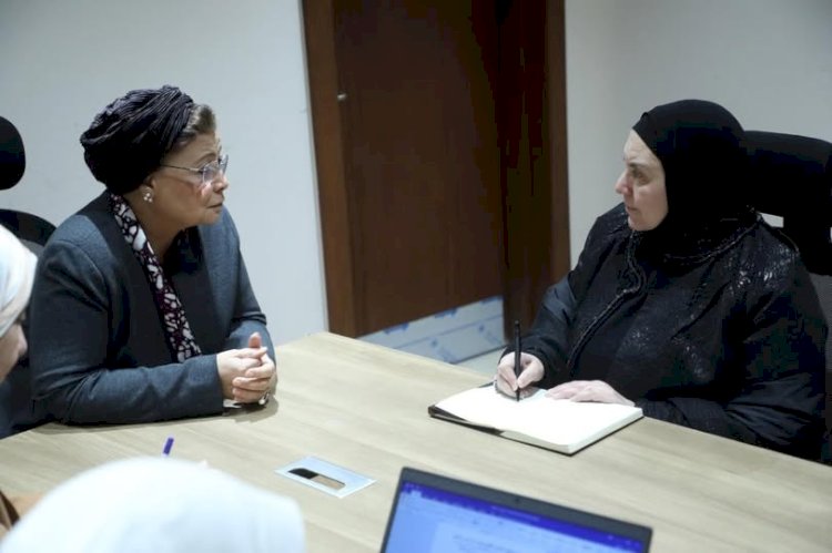 نائب وزير الصحة تبحث مع مساعد وزير الأوقاف تعزيز التعاون لدمج الرسائل السكانية والصحية في الخطاب الديني